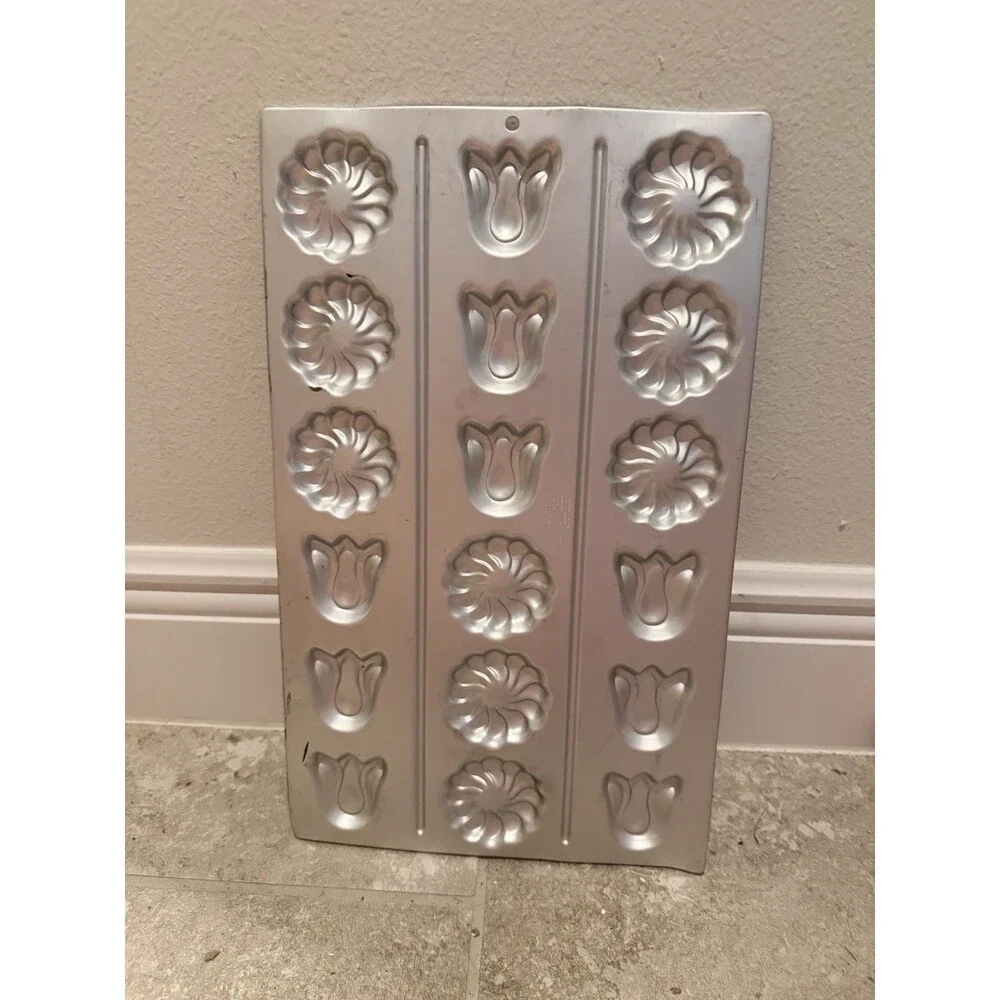 Vintage Wilton Bavarian Classic Aluminum Cookie Mold 9.5